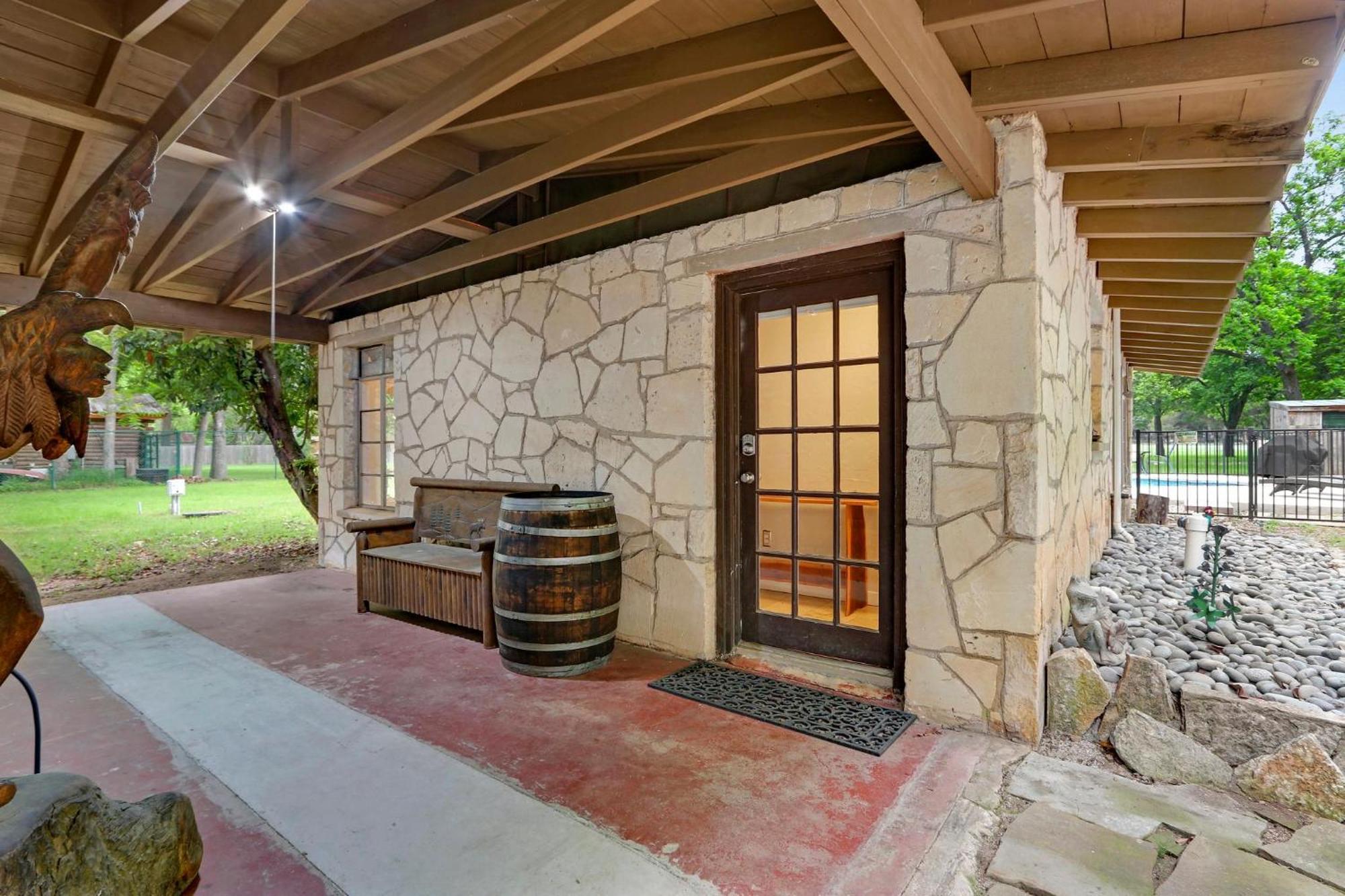 Villa Rock House On Cypress Creek Wimberley Exterior foto