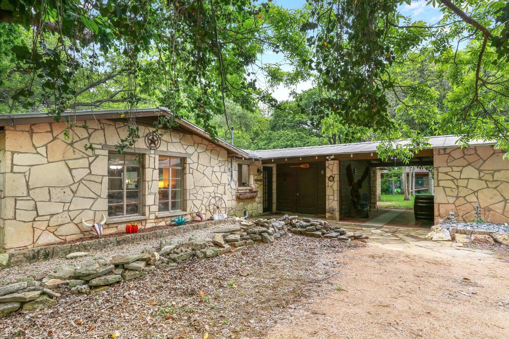 Villa Rock House On Cypress Creek Wimberley Exterior foto